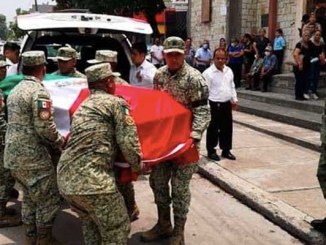 homenaje a soldado caído en la Huasteca